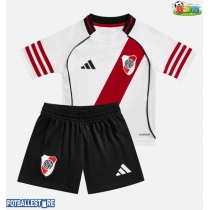 River Plate Hjemmedraktsett Barn 2025-26 Kortermet (+ Korte bukser)